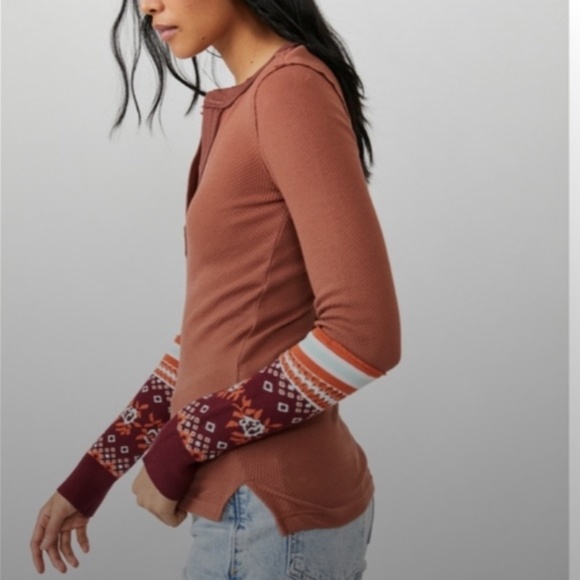 Free People Mikah Layering Cuff Thermal in Autumn size XL - Picture 4 of 7